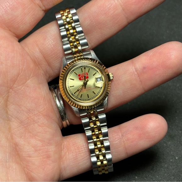 Frito Lay Kern Plant 10 Years Injury Free Quartz Ladies Wrist Watch Working - Picture 1 of 7